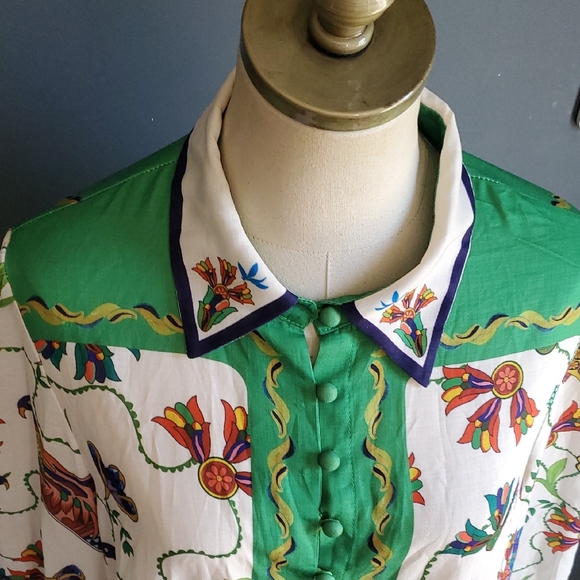 Colorful Bird  Dress/top with Green Accents - Picture 5 of 16